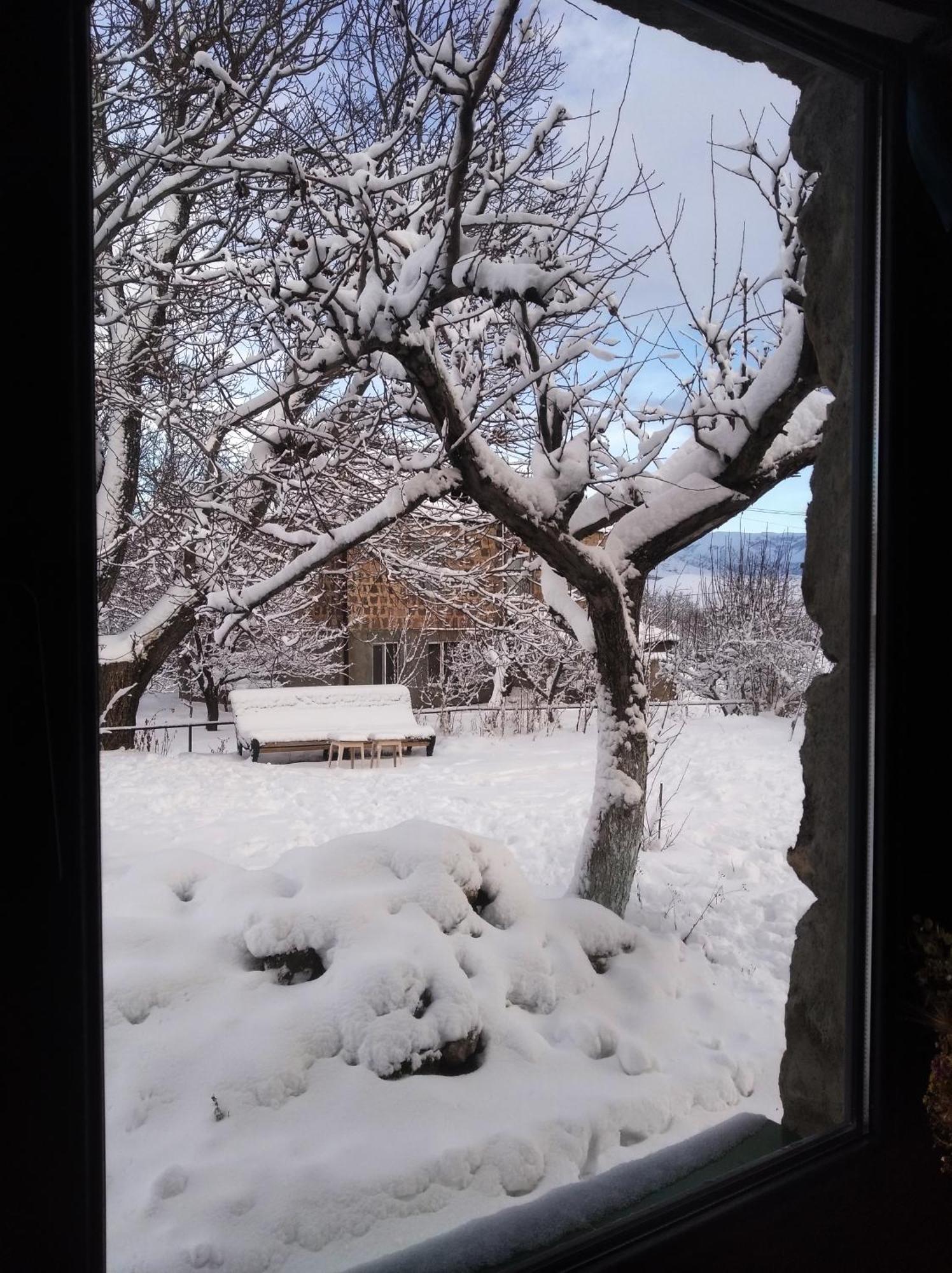 Zove Rural Cottage With Garden Views K'arashamb Extérieur photo