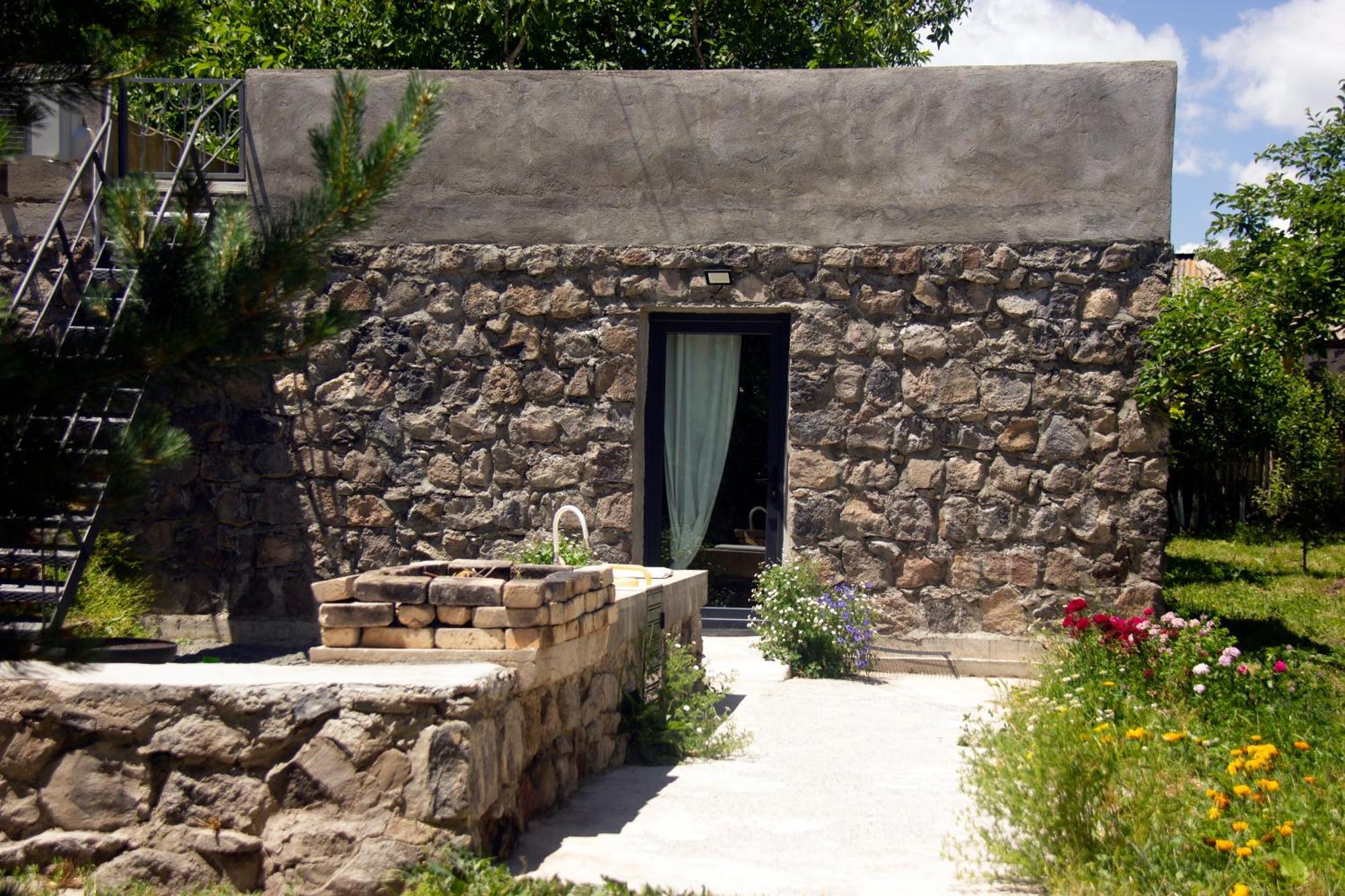 Zove Rural Cottage With Garden Views K'arashamb Extérieur photo