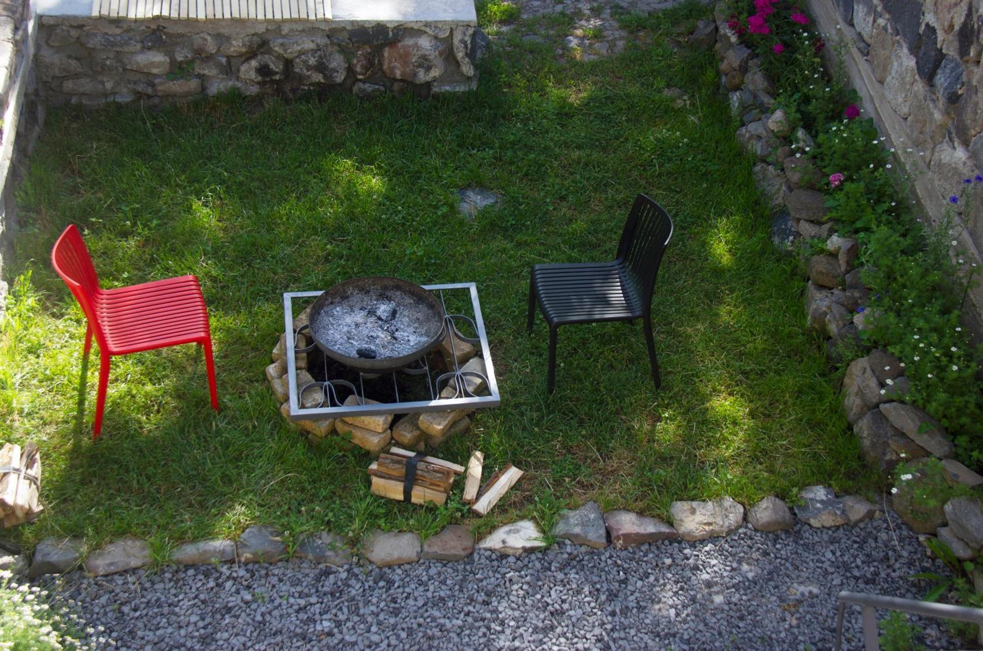 Zove Rural Cottage With Garden Views K'arashamb Extérieur photo